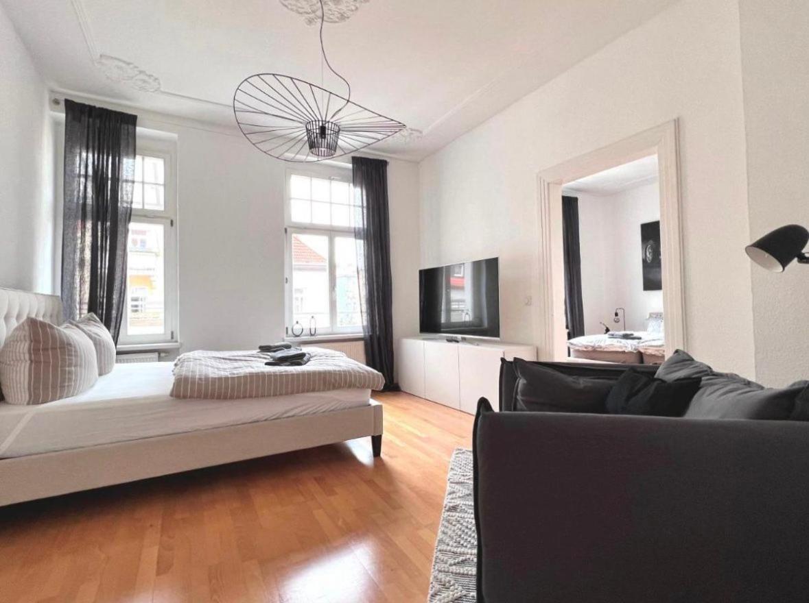 Feine Apartments In Der Suedstadt Von Erfurt Mit Kostenlosen Stellplatz & Flasche Wein Zur Begruessung المظهر الخارجي الصورة